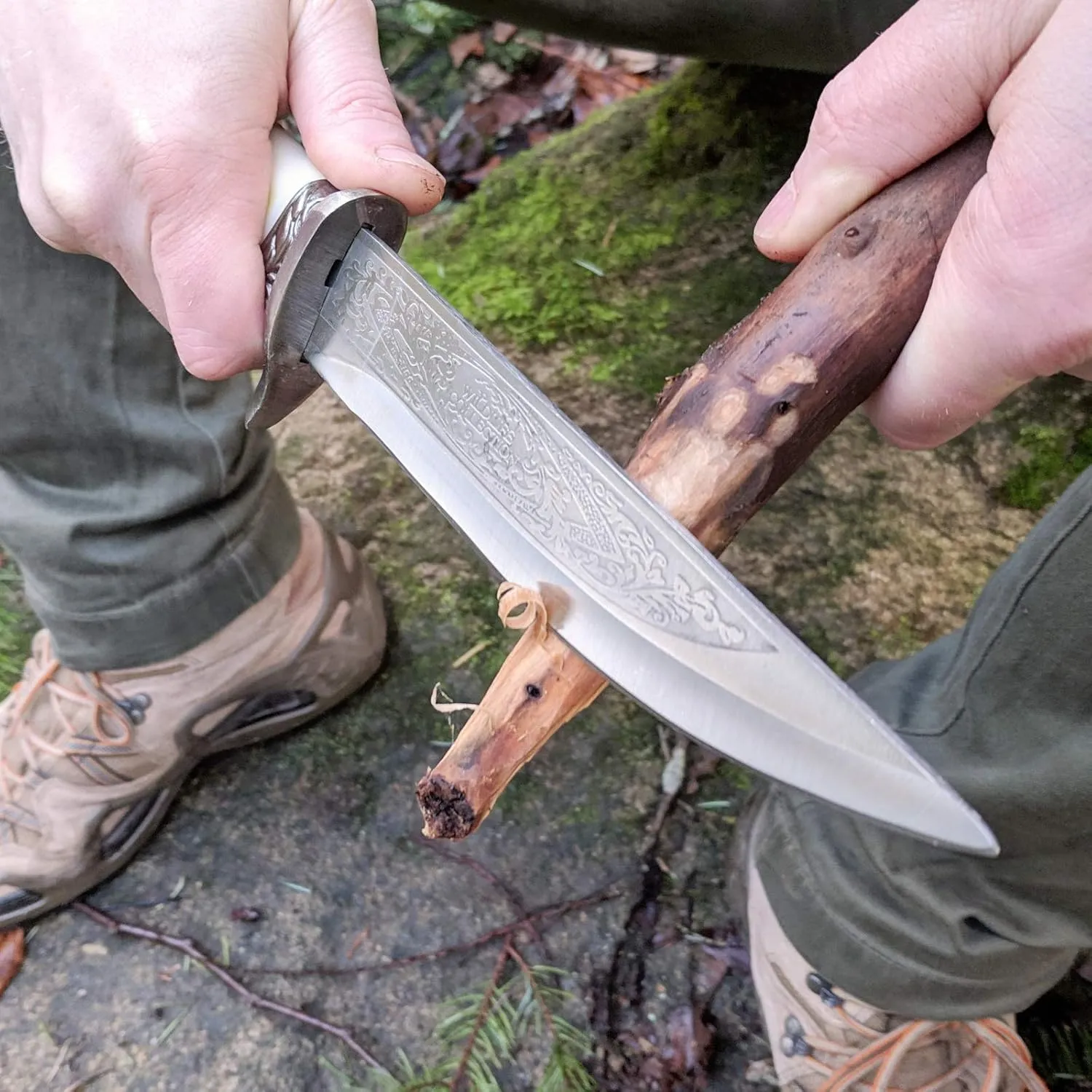 ASR Outdoor 13.5 inch Animal Head Decorative Collector's Hunting Knife with Ornamental Scabbard