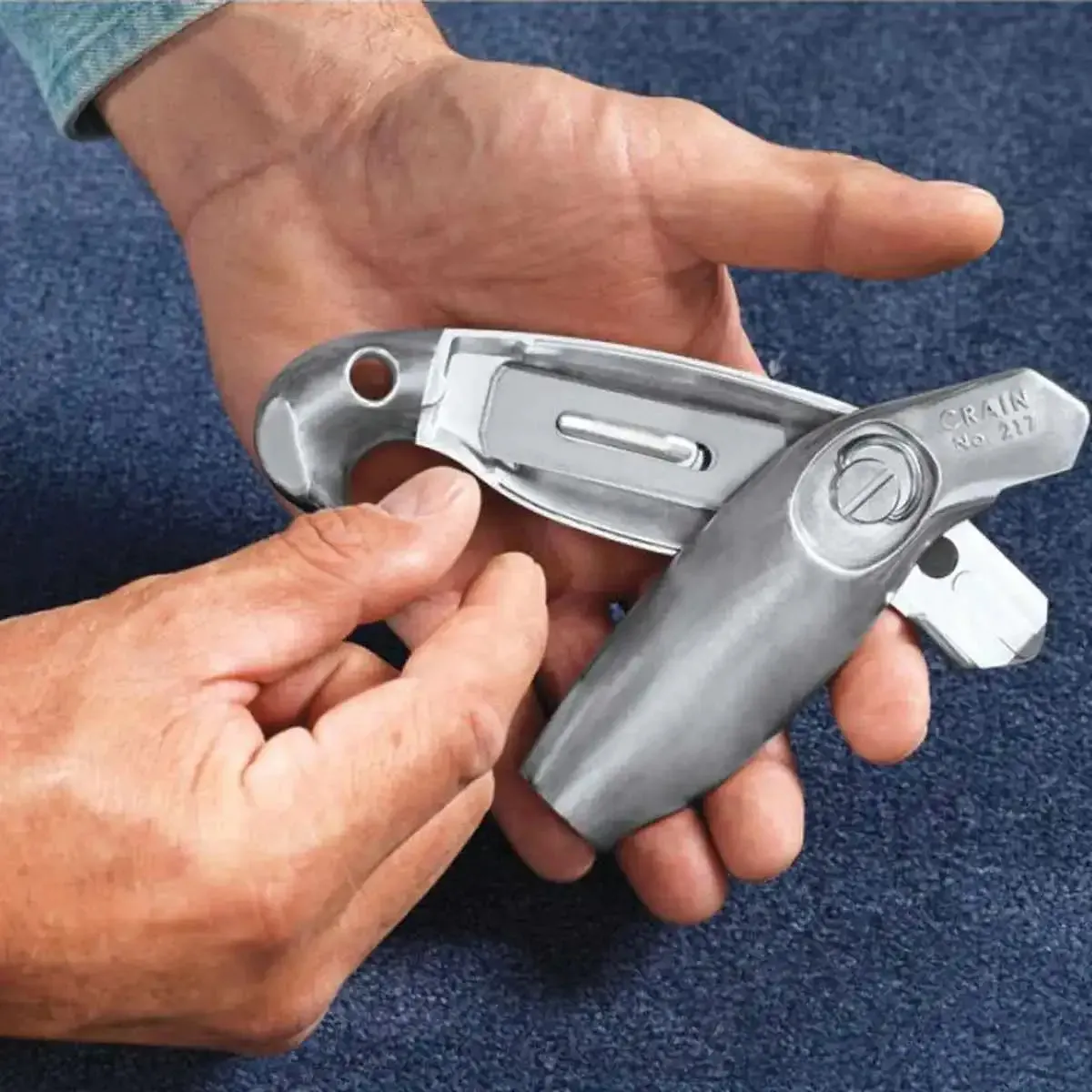 Crain Hook Handle Razor Knife
