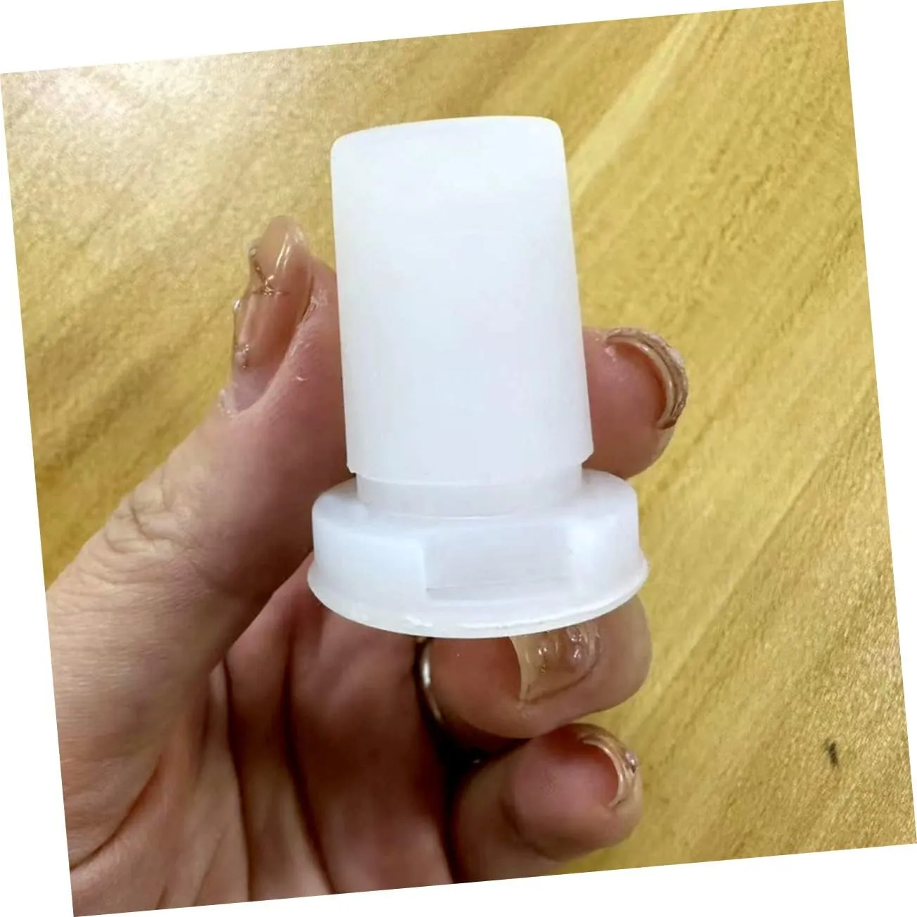 DECHOUS 12pcs Soft Silicone Bite Valve Replacement for Water Bottles Food-grade Material Lightweight Portable for Clean Safe Hydration Compatible Standard Water Bottles