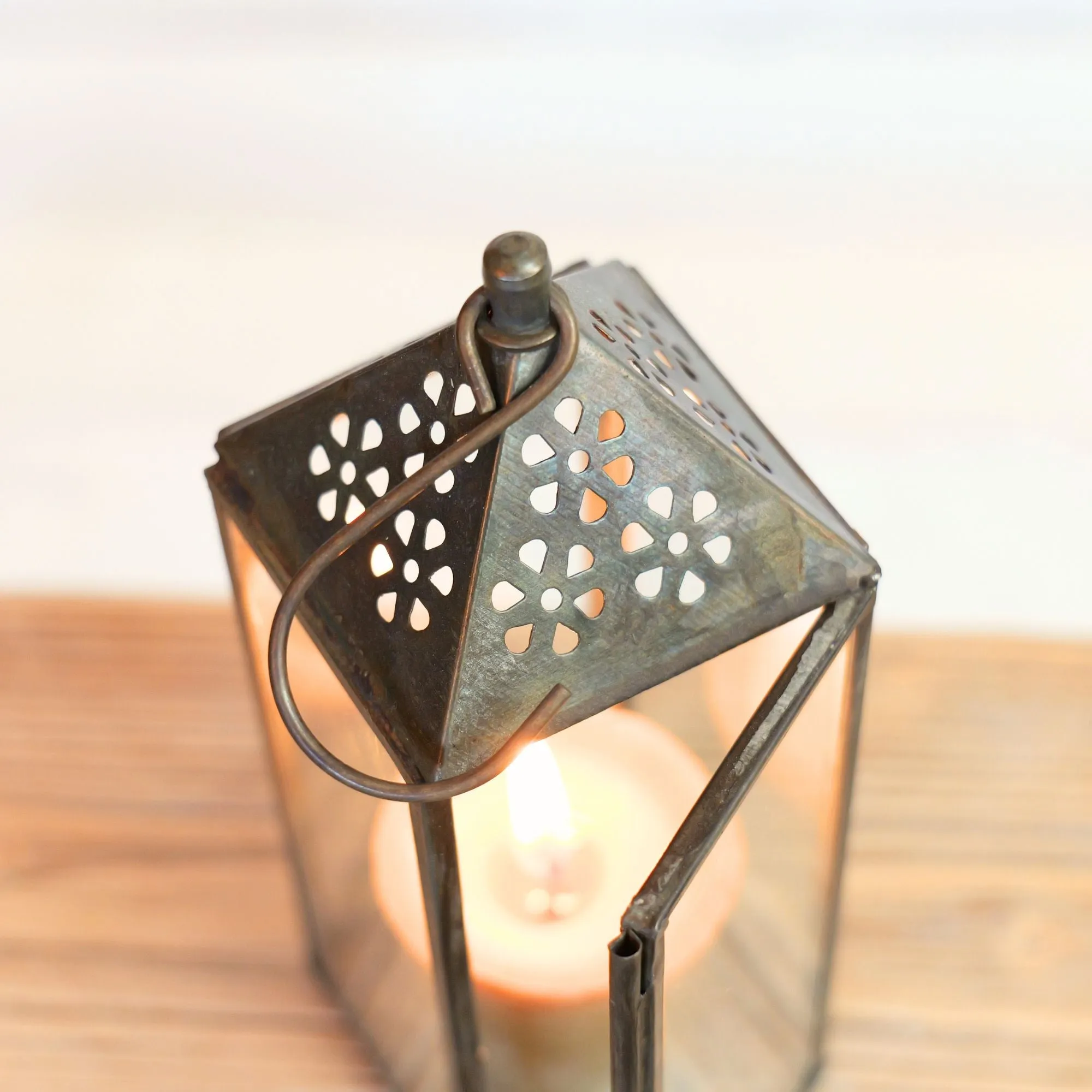 Decorative Hanging Lanterns