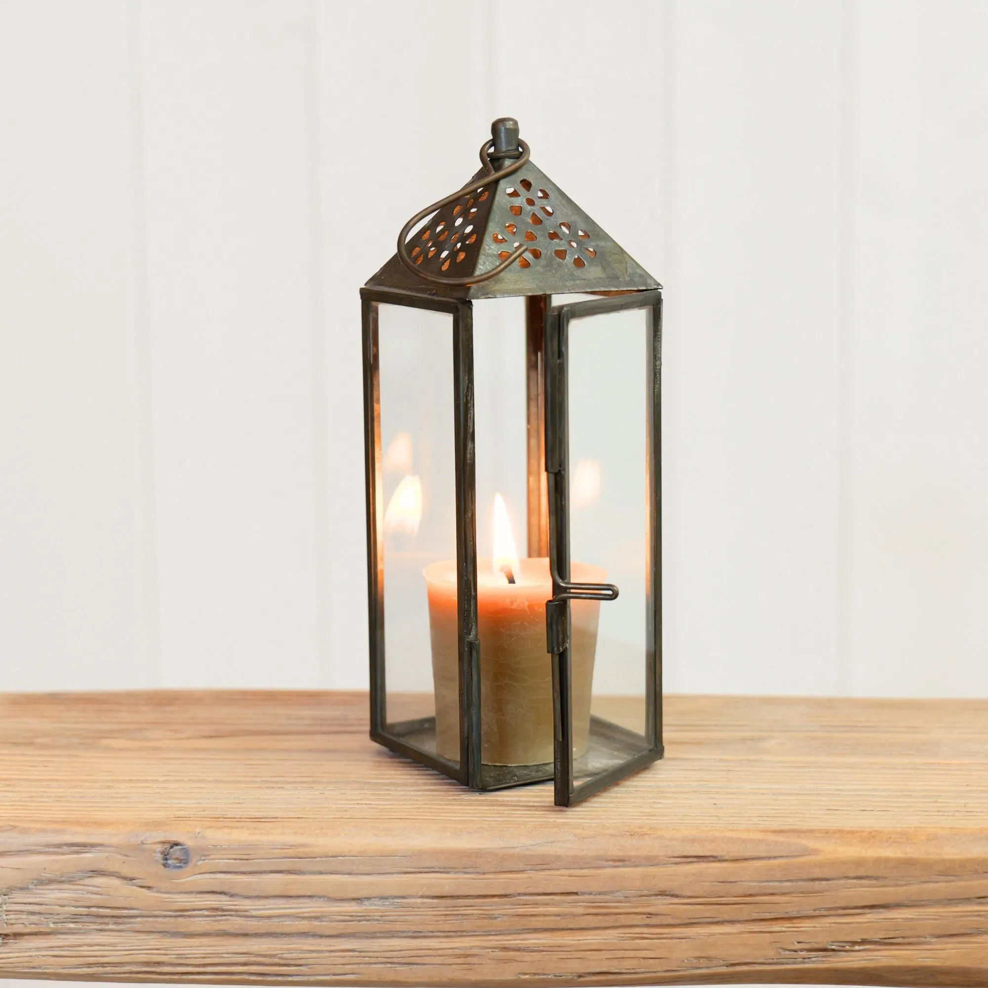 Decorative Hanging Lanterns