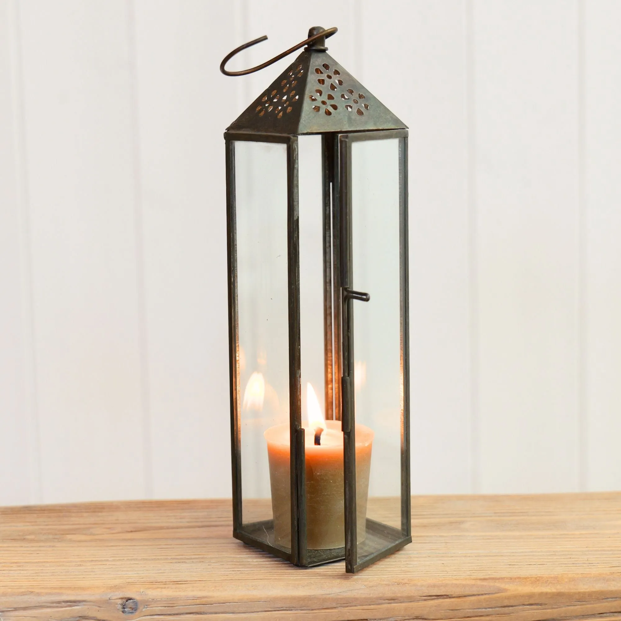 Decorative Hanging Lanterns