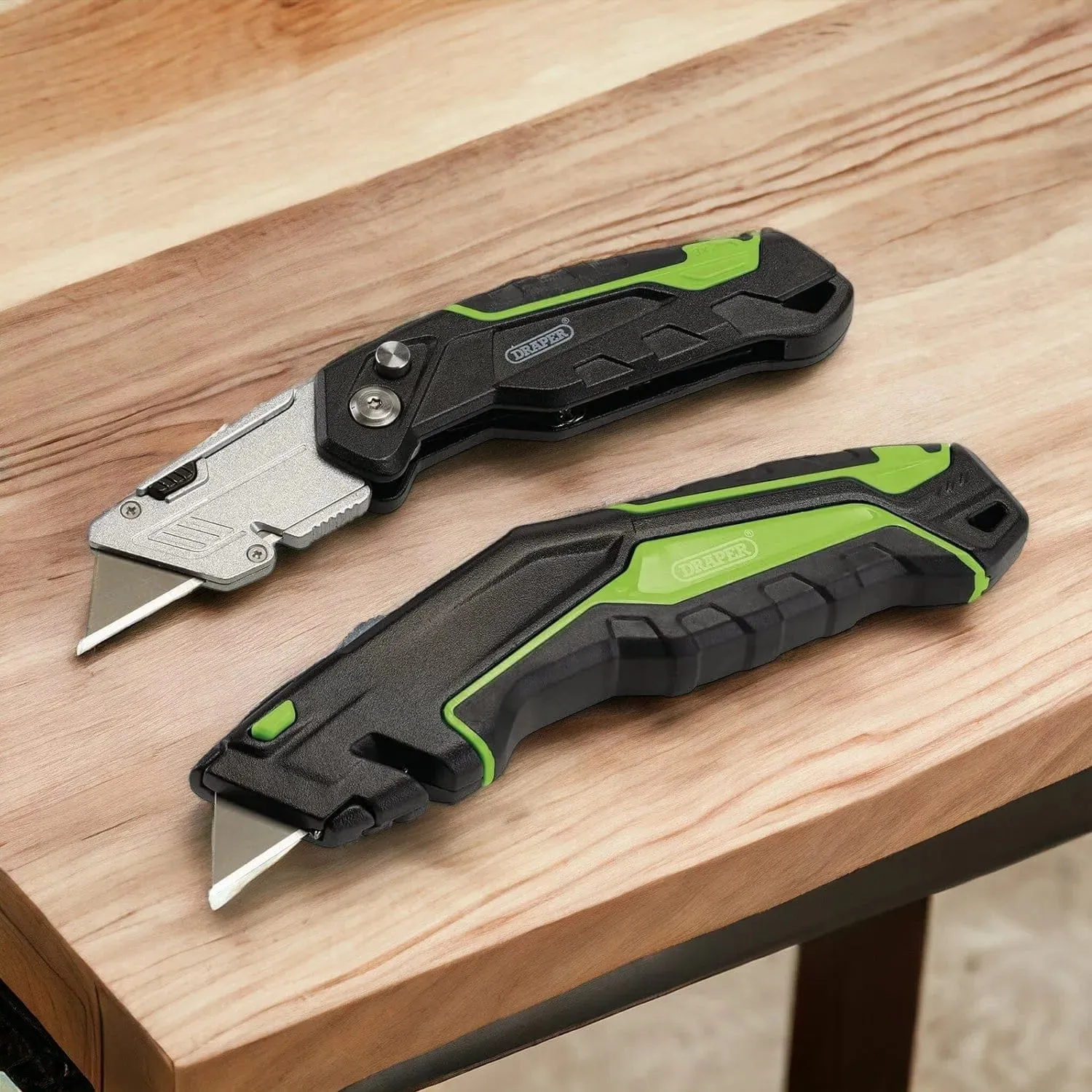 Draper 4773 04773 Retractable & Folding Trimming Knife Set with 10 x SK2 Two Notch Blades
