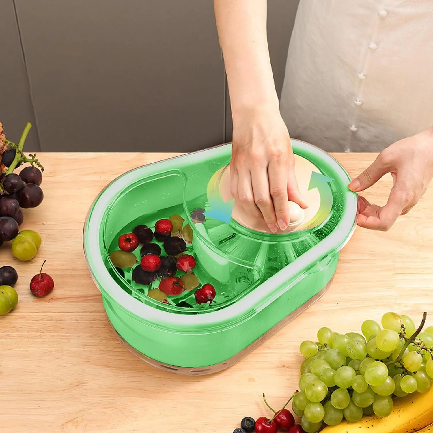 Fruit Cleaner Portable Scrubber With Lid Washer Fruit Vegetable Wash With Brush Washer For Kitchend Bowl (B, One Size)