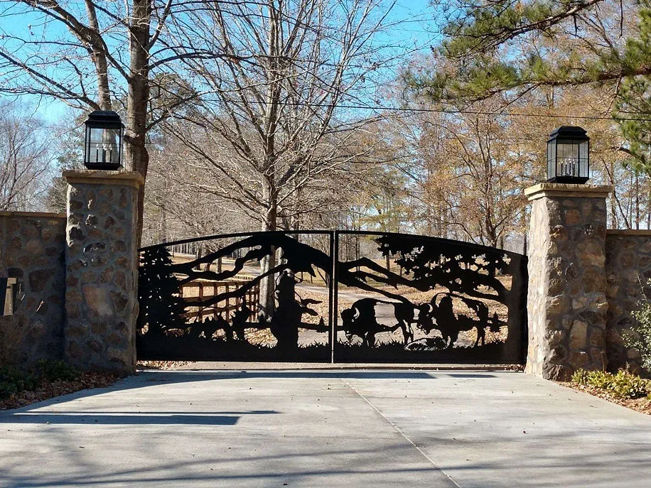 Hampton Refined Lantern - Pier Mount