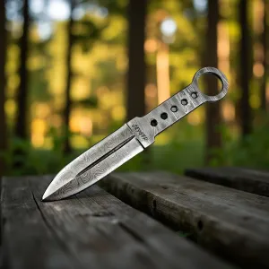 Handmade Damascus Steel Kunai Throwing Knife | Precision Full Tang Blade | Heat-Treated for Durability | Balanced for Accurate Throwing | 22cm Overall Length | 130g Lightweight Design