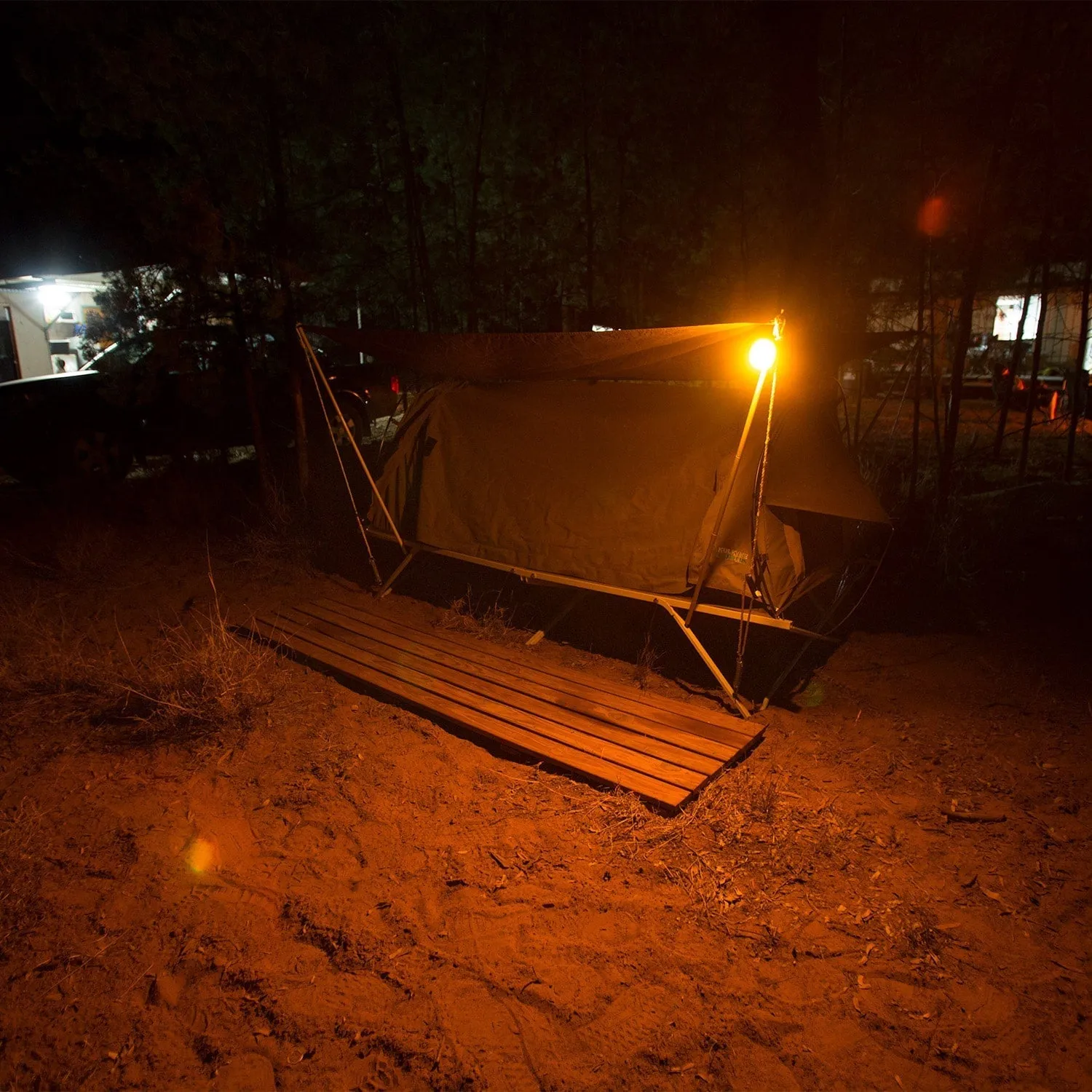 HARDKORR 4 Pack U-Lite Dual Colour LED Lantern w/ Inbuilt Lithium Battery