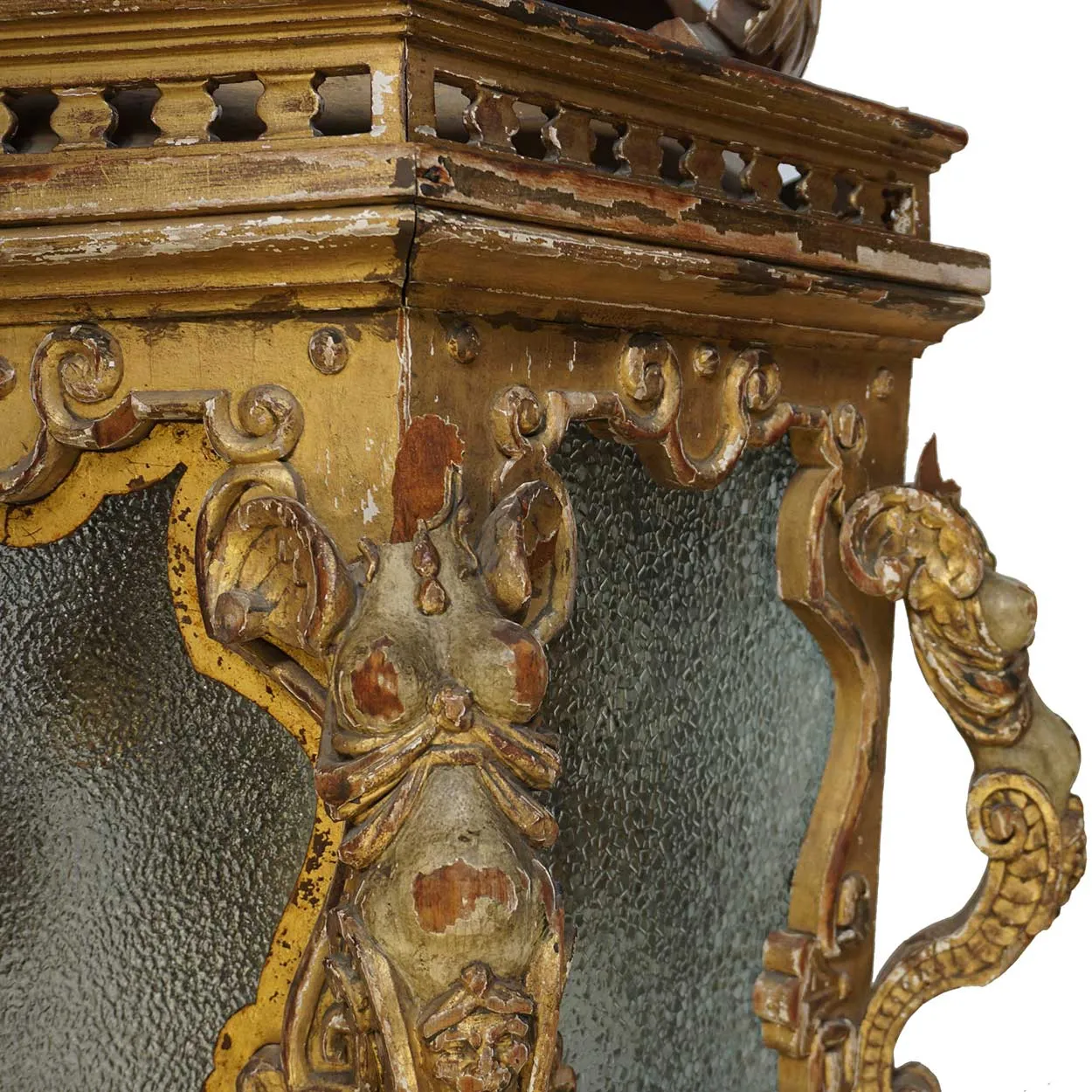Large Italian Baroque Style Giltwood and Gesso Pendant 12-Light Hanging Lantern
