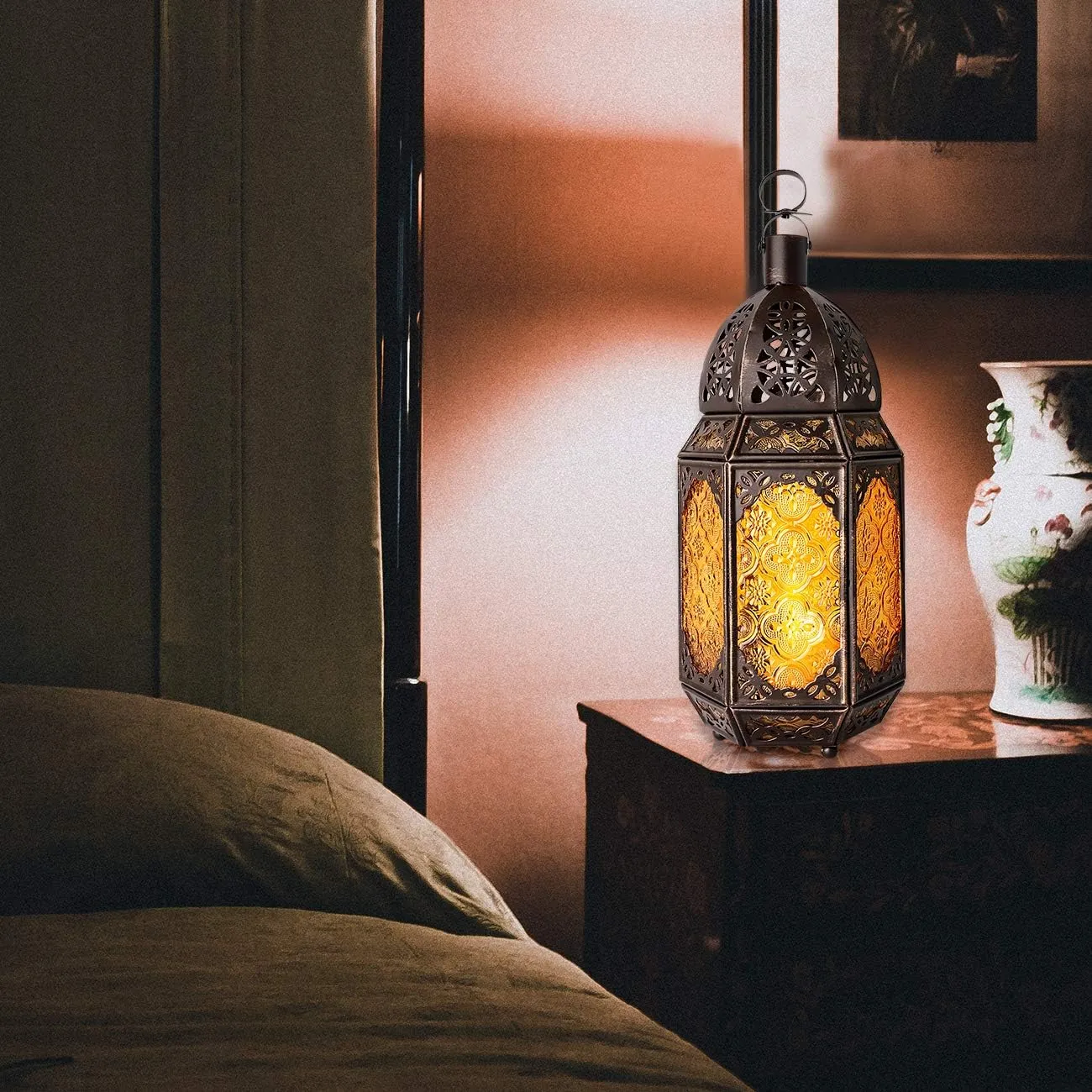 Metal Glass Ramadan Candle Lantern, Moroccan Style Portable Candle Holder Pavilion Shape Bowl Bottom Decorative Hanging Lamp Wind Lantern Décor for Home Patio Balcony Garden - Copper   Yellow