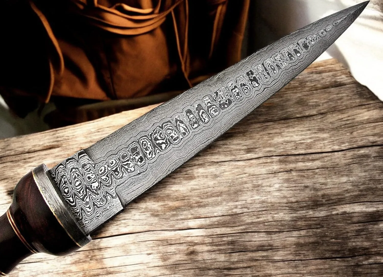 Poshland DG-03 Custom Handmade Damascus Steel- Classic Piece Of ART (RAM-22)
