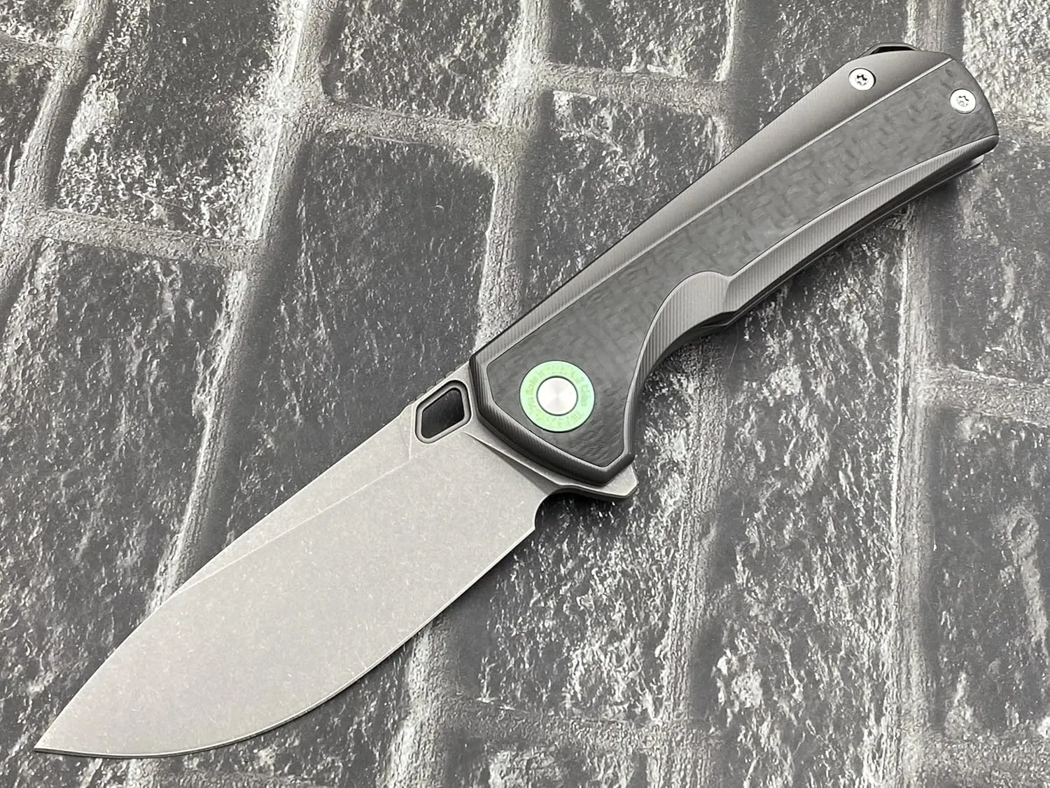 Twosun TS419-YJ01-SW Folding Knife YJ01-V1 Blade Titanium/Carbon Fiber Handle Pocket Knife