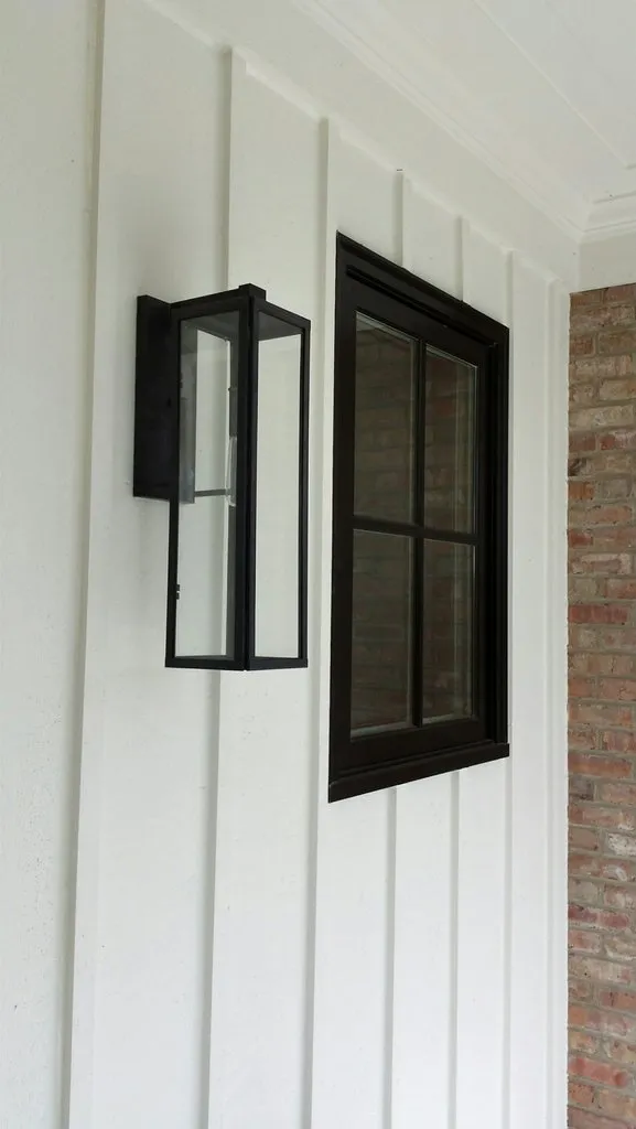 Vista Wall Lantern